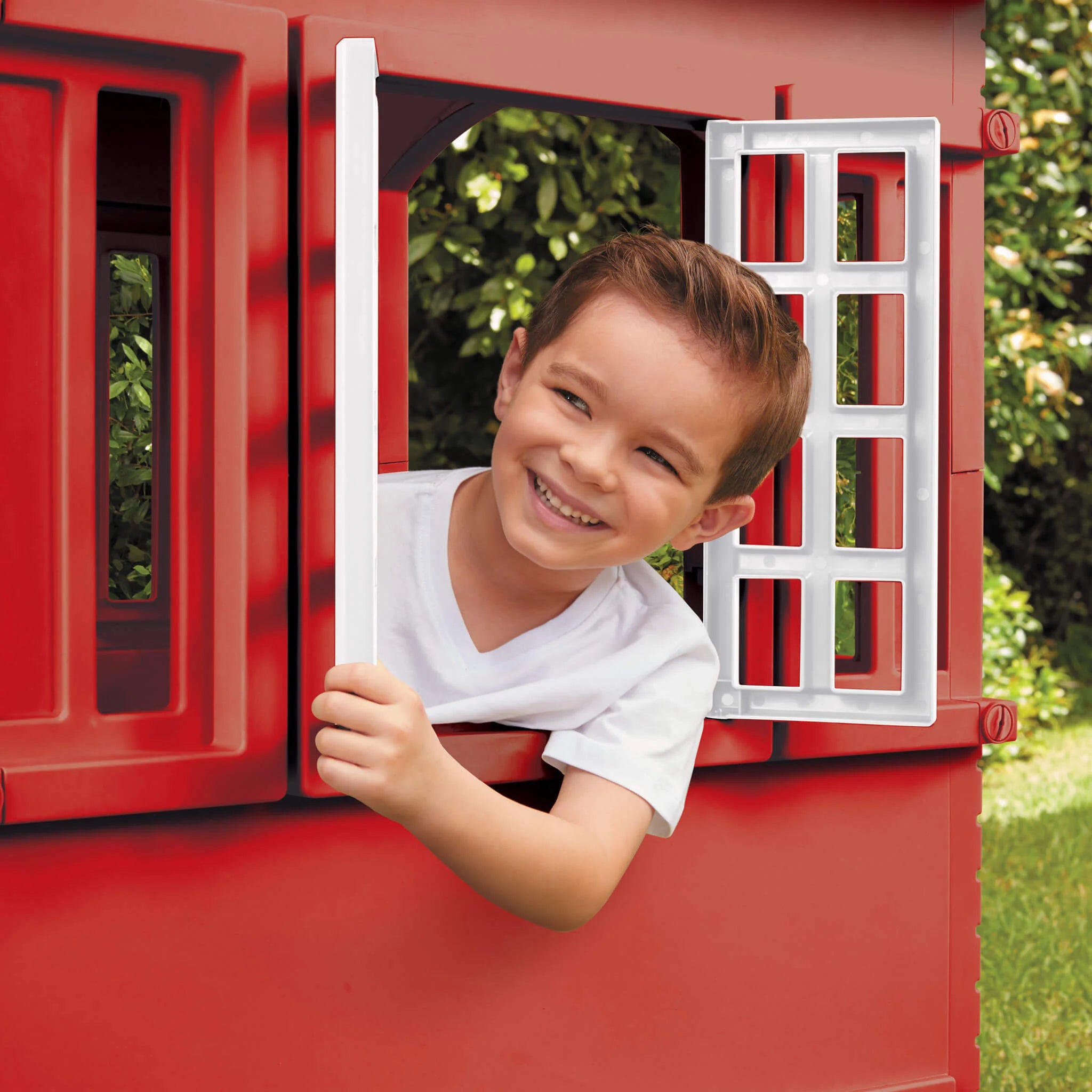 Cape Cottage Playhouse™ - Red