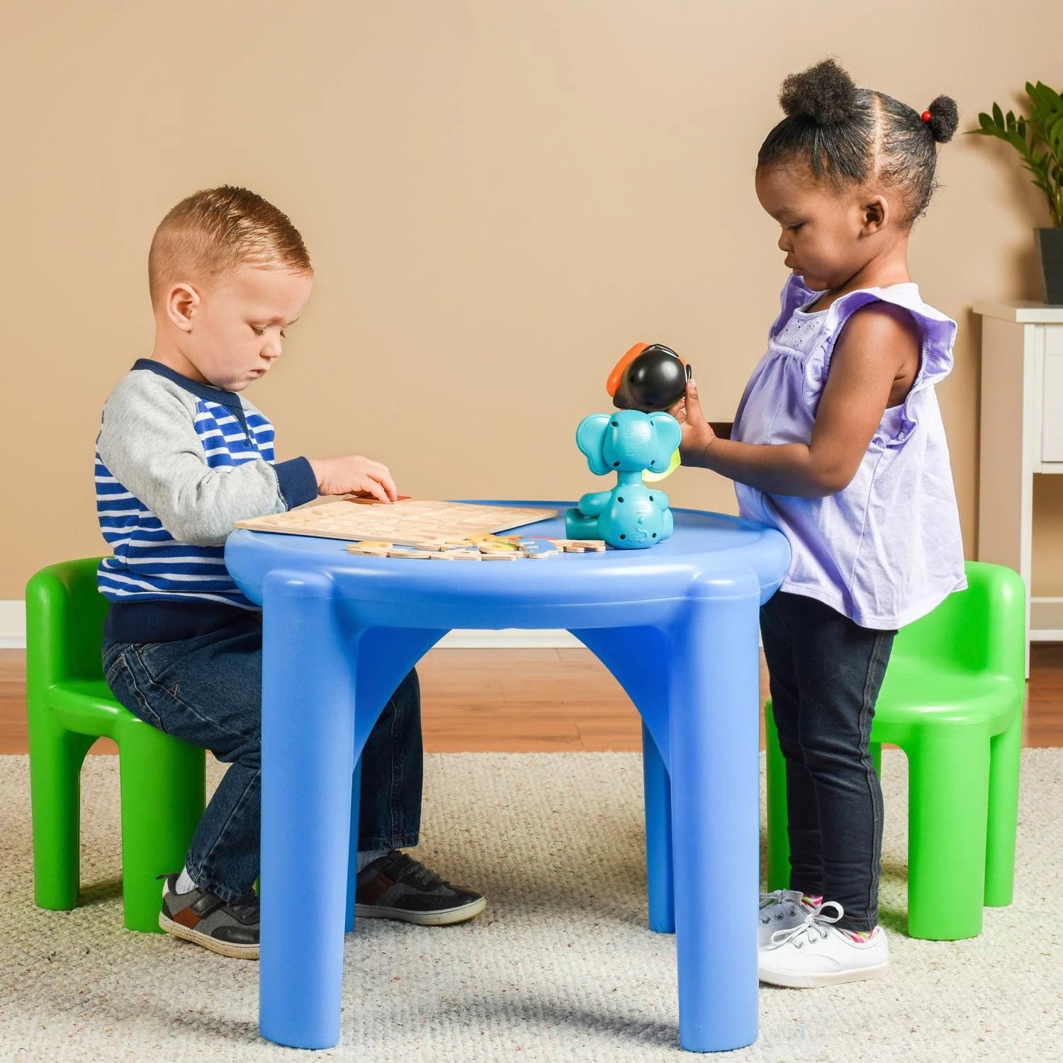 Bright 'n Bold™ Table & Chairs Set